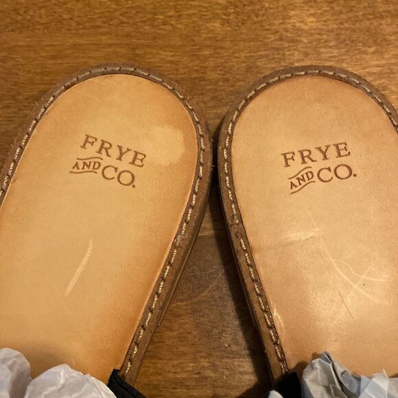 Frye & Co. Leather Evie 3 Band Slide Size 9 Never worn! - Picture 6 of 15